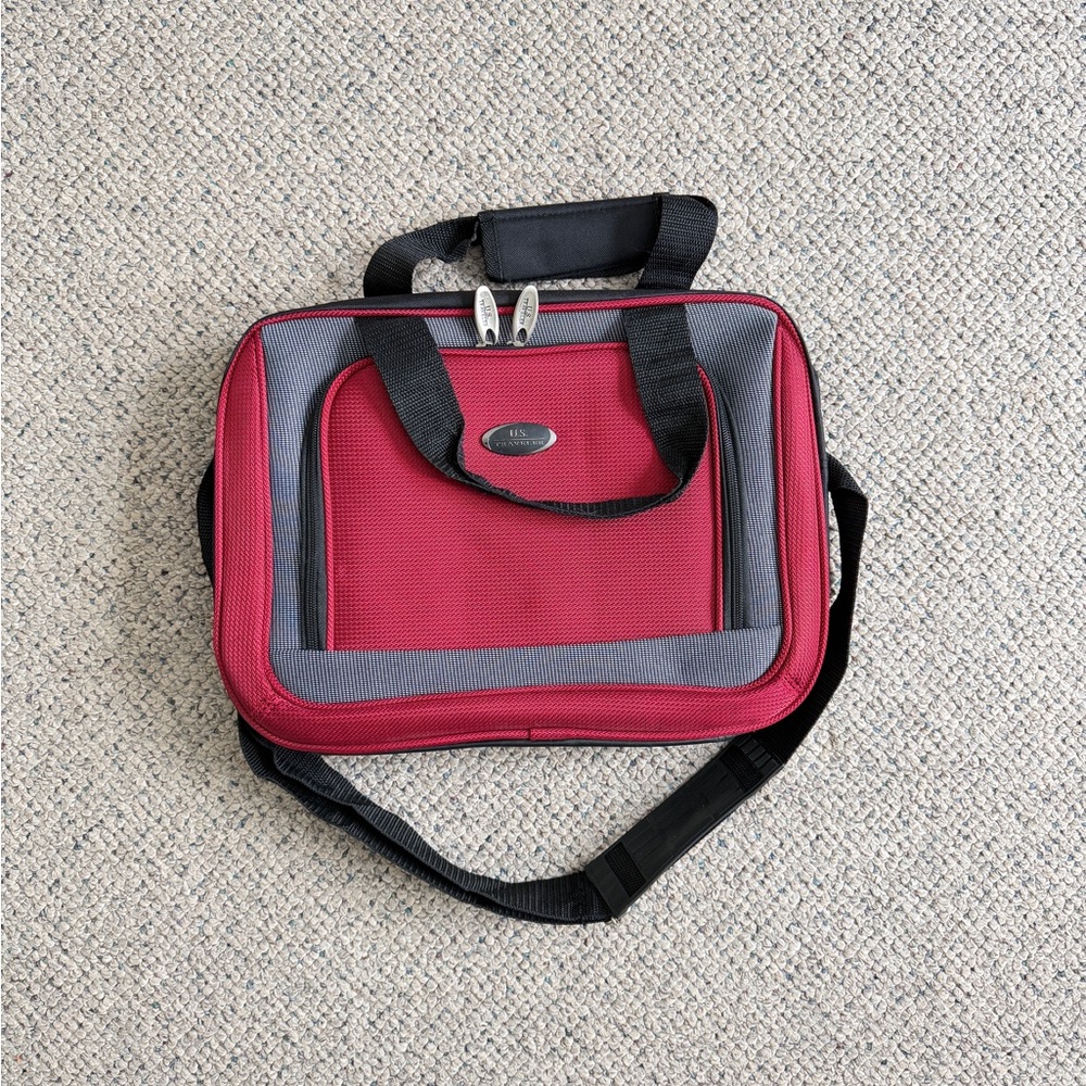 U. S. Travelers Red and Gray Laptop Travel Bag